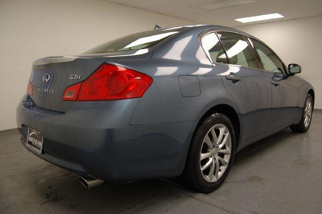 Infiniti G35 2007 photo 4