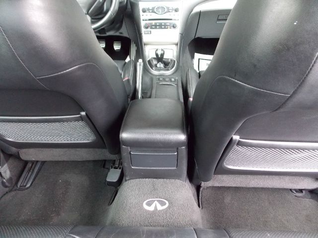 Infiniti G35 2007 photo 31