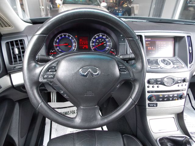 Infiniti G35 2007 photo 35