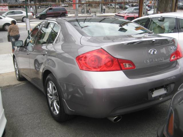 Infiniti G35 2007 photo 4