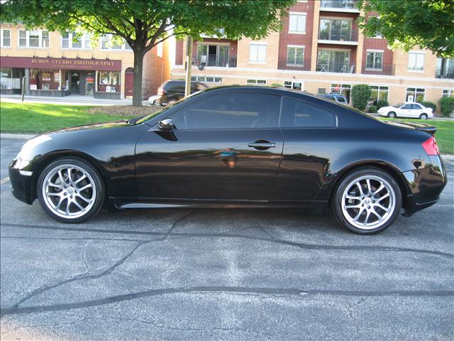 Infiniti G35 2007 photo 2