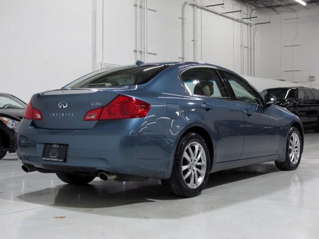 Infiniti G35 2007 photo 2