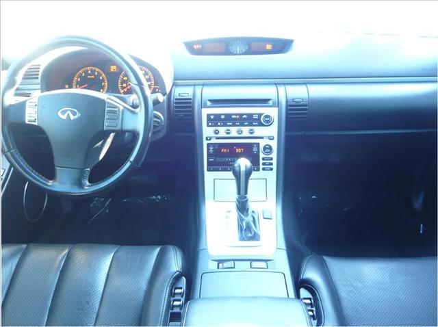 Infiniti G35 2007 photo 4