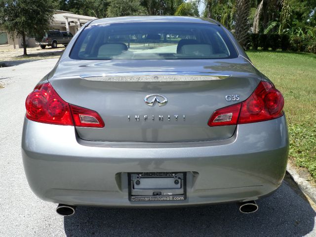 Infiniti G35 2007 photo 4