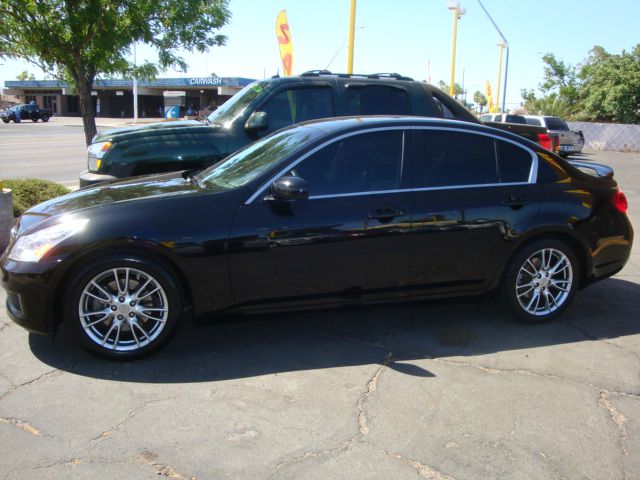 Infiniti G35 2007 photo 3