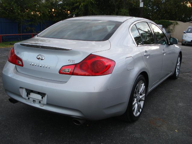 Infiniti G35 2007 photo 3