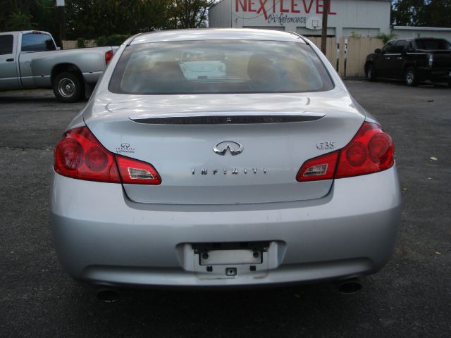 Infiniti G35 2007 photo 4