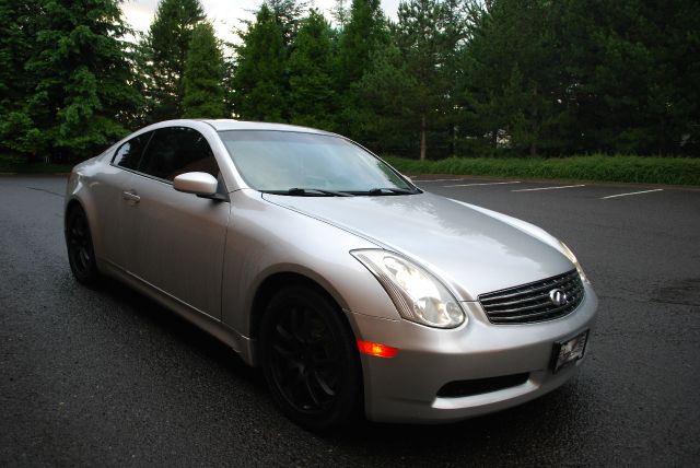 Infiniti G35 2007 photo 2