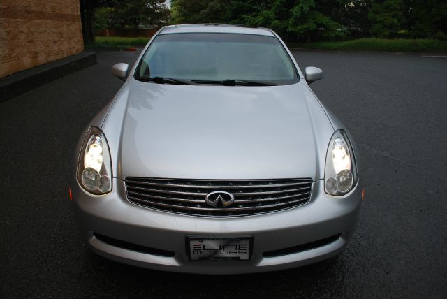 Infiniti G35 2007 photo 3