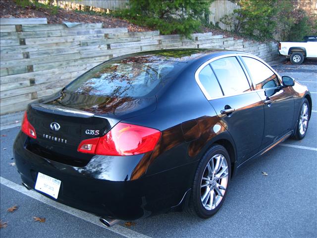 Infiniti G35 2007 photo 3