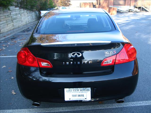 Infiniti G35 2007 photo 4