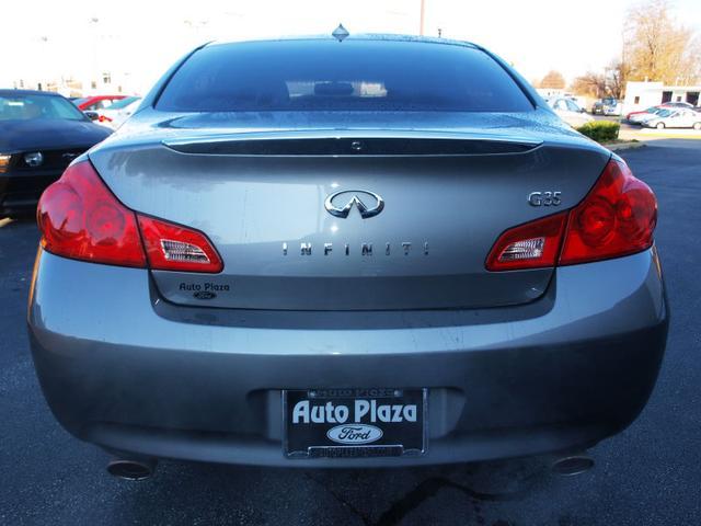 Infiniti G35 2007 photo 5