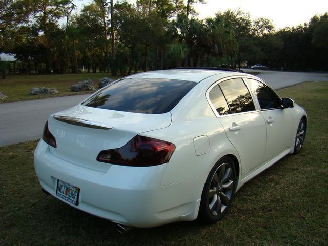 Infiniti G35 2007 photo 3