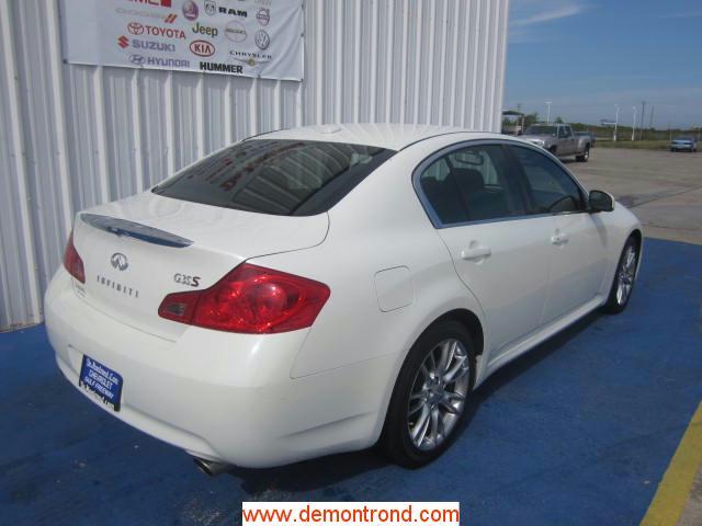 Infiniti G35 2007 photo 3