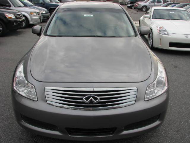 Infiniti G35 2007 photo 2