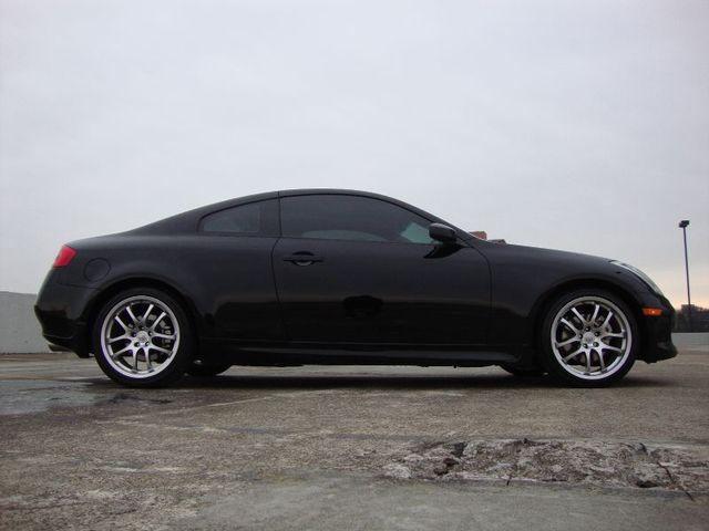 Infiniti G35 2007 photo 2