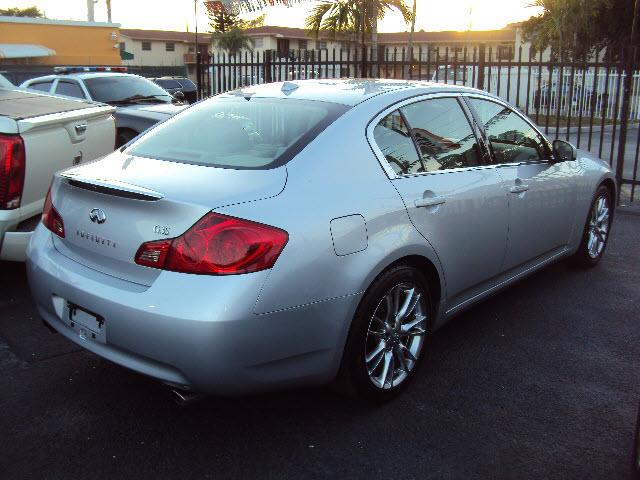 Infiniti G35 2007 photo 5