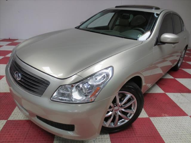 Infiniti G35 2007 photo 2