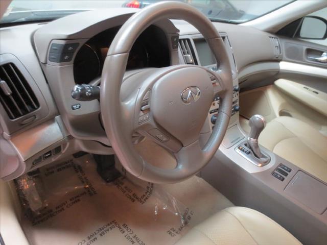 Infiniti G35 2007 photo 21