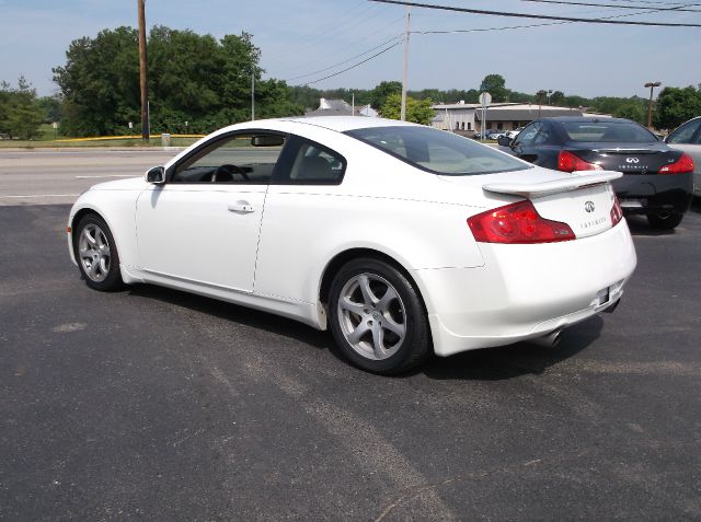 Infiniti G35 2007 photo 3