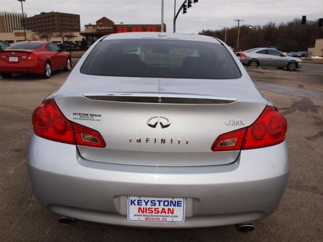 Infiniti G35 2007 photo 5