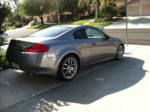 Infiniti G35 2007 photo 2