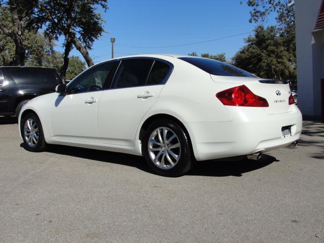 Infiniti G35 2007 photo 1