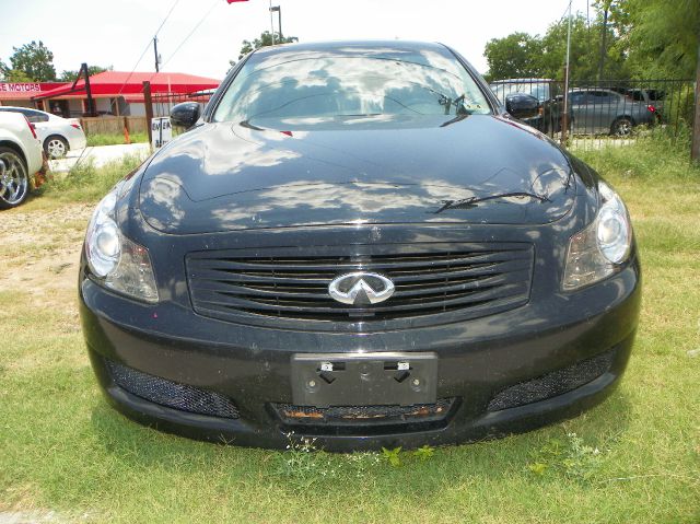 Infiniti G35 2008 photo 4