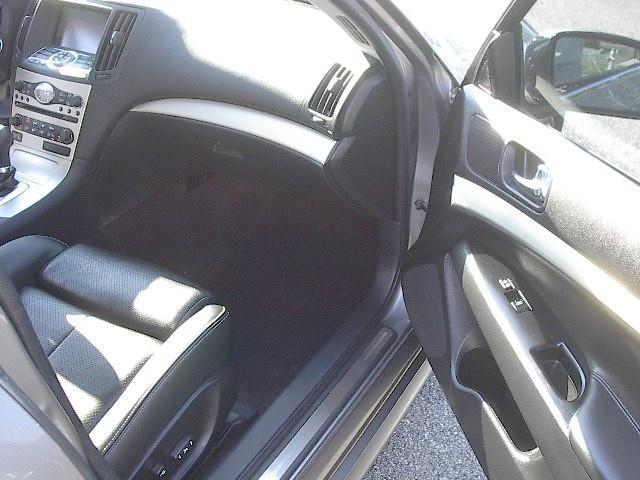 Infiniti G35 2008 photo 5