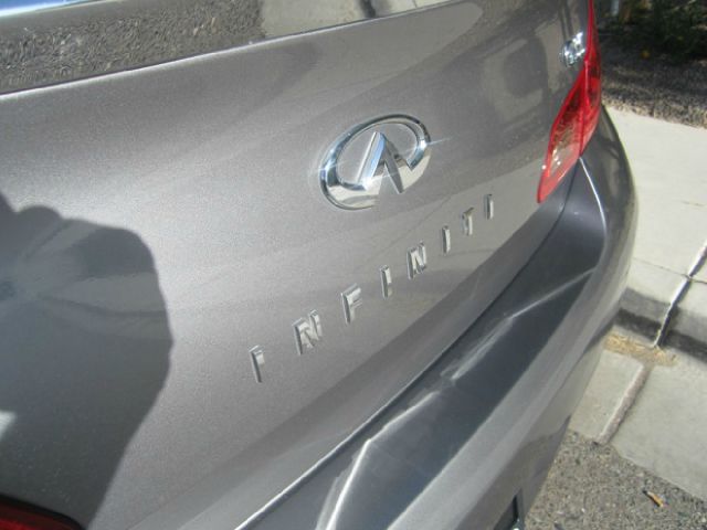 Infiniti G35 2008 photo 16