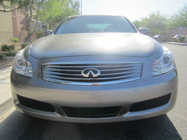 Infiniti G35 2008 photo 19