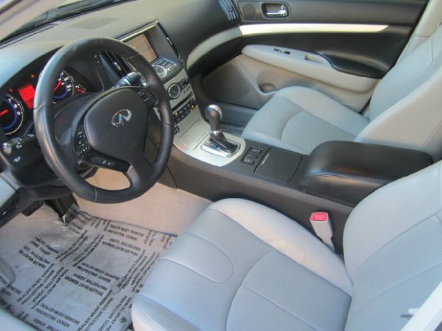 Infiniti G35 2008 photo 5