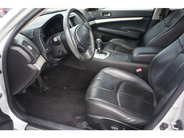 Infiniti G35 2008 photo 2