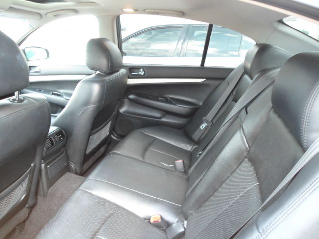 Infiniti G35 2008 photo 4