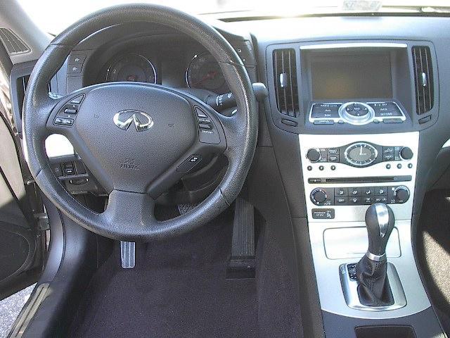 Infiniti G35 2008 photo 3