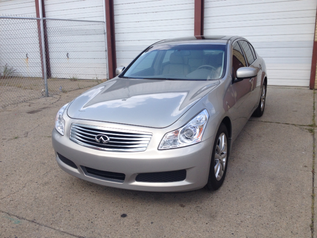 Infiniti G35 2008 photo 1