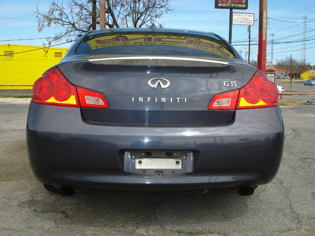 Infiniti G35 2008 photo 1