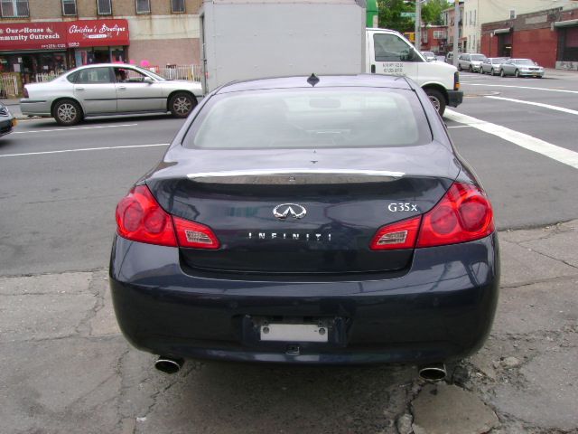 Infiniti G35 2008 photo 10