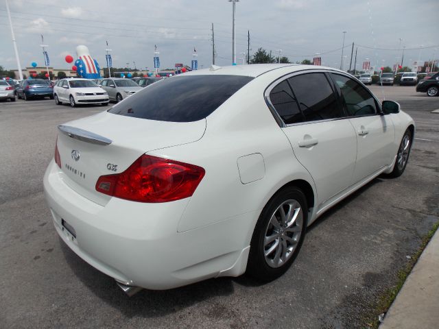 Infiniti G35 2008 photo 33