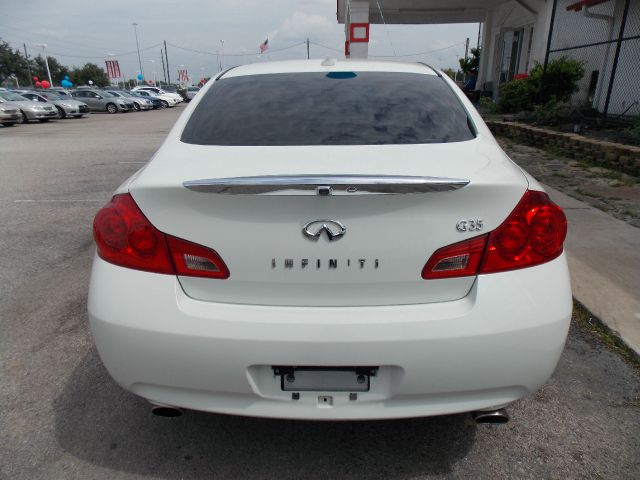 Infiniti G35 2008 photo 37