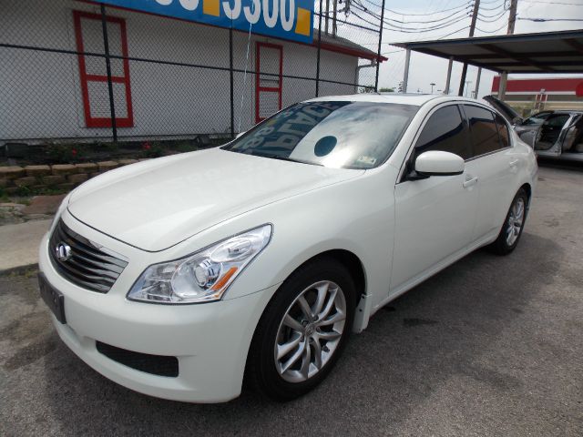 Infiniti G35 2008 photo 9