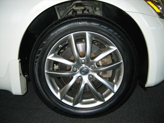 Infiniti G35 2008 photo 3