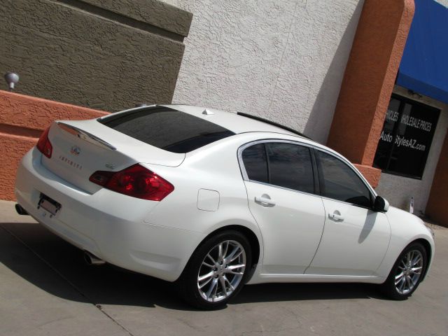 Infiniti G35 2008 photo 1