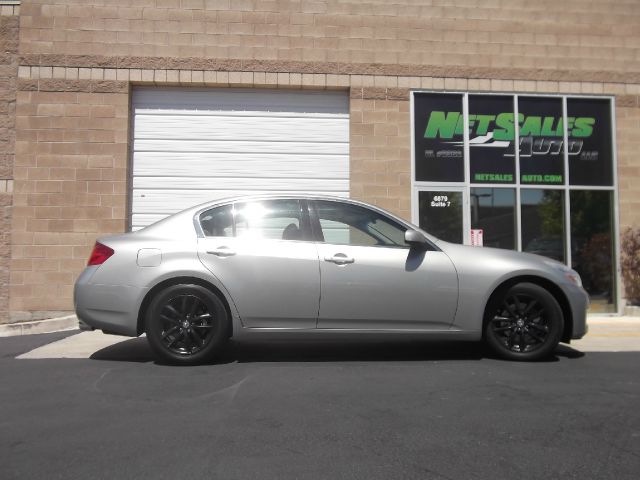 Infiniti G35 2008 photo 3