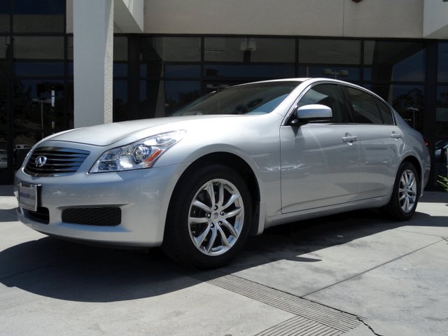 Infiniti G35 Deluxe Premium Hardto Other