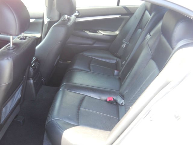 Infiniti G35 2008 photo 4