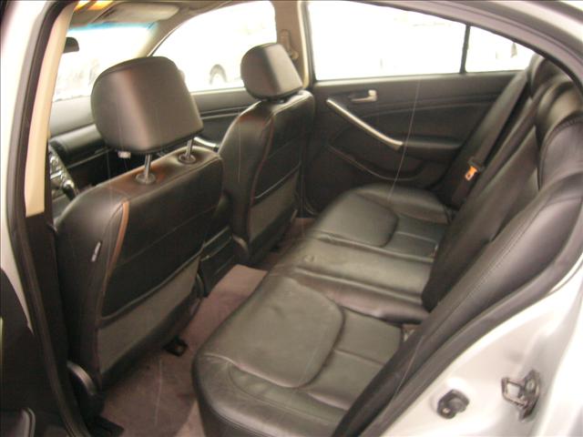 Infiniti G35X 2004 photo 2