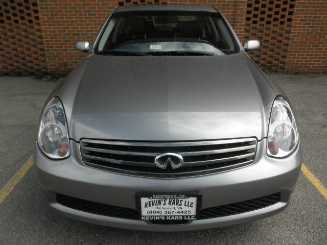 Infiniti G35X 2005 photo 4