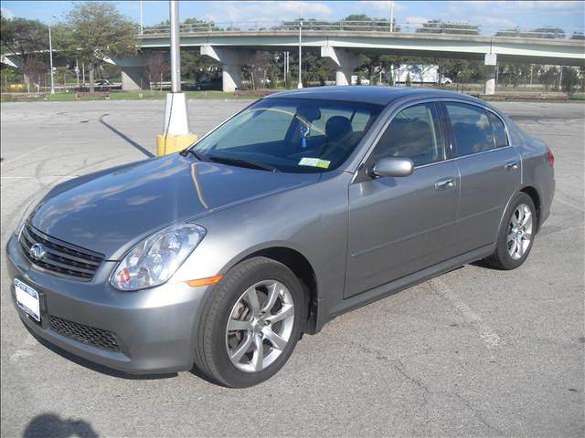 Infiniti G35X 2006 photo 1