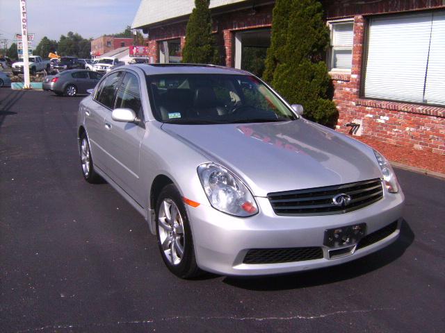 Infiniti G35X 2006 photo 4